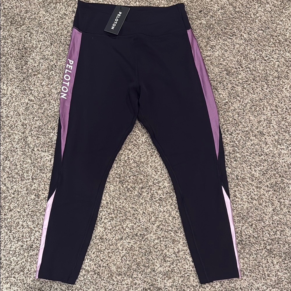 BNWT Peloton Black and Purple Leggings Athletic Bottoms-L
